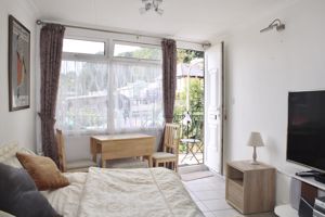 Photo 4- click for photo gallery